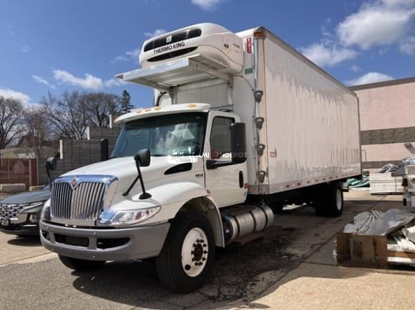 2019 International MV Reefer Box Truck