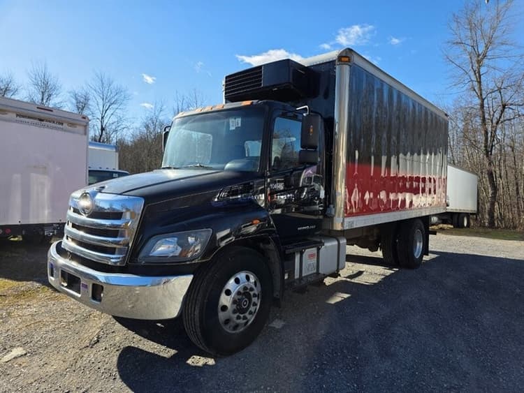 2015 Hino 268 Reefer Box Truck