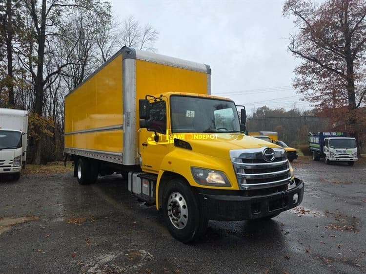 2019 Hino 268A Box Trucks