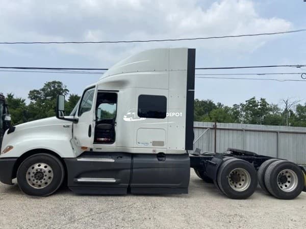 2021 International LT Sleeper Trucks