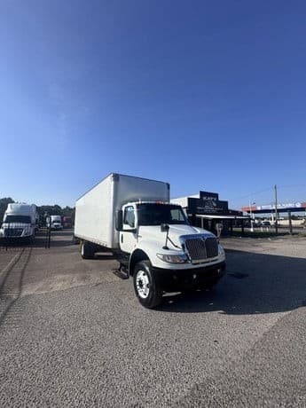 2021 International MV Box Trucks