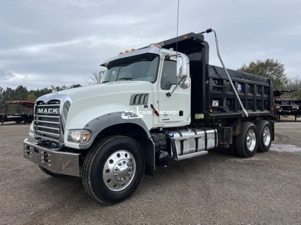 2021 Mack GRANITE 64FR Dump Trucks