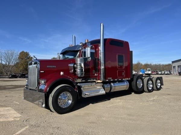 2021 Kenworth W900 Sleeper Trucks