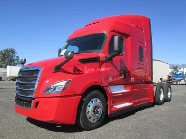 2020 Freightliner CASCADIA 126 Sleeper Trucks