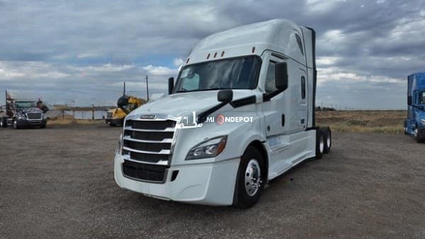 2022 Freightliner CASCADIA 126 Sleeper Trucks