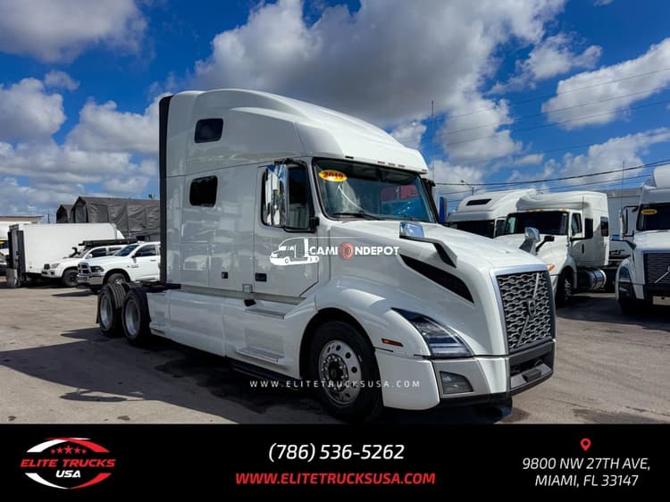 2019 Volvo VNL 760 Sleeper Trucks