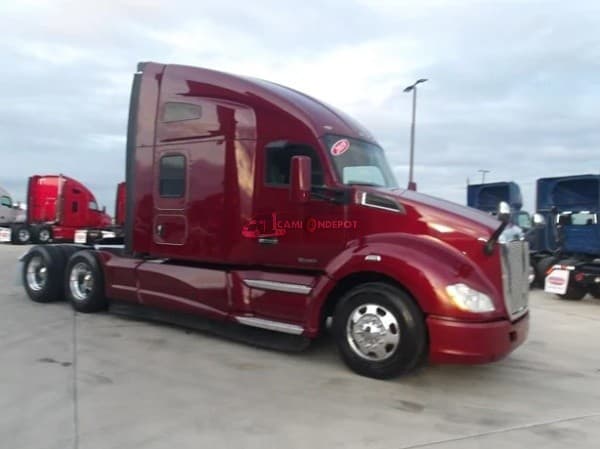 2019 Kenworth T680 Sleeper Trucks