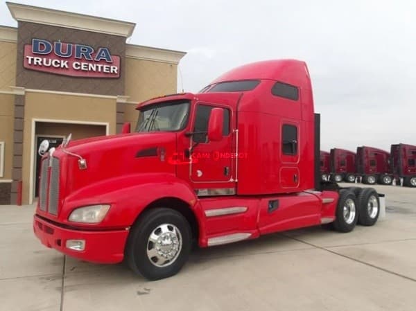 2017 Kenworth T660 Sleeper Trucks