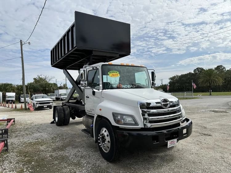 2019 Hino 268 Dump Trucks