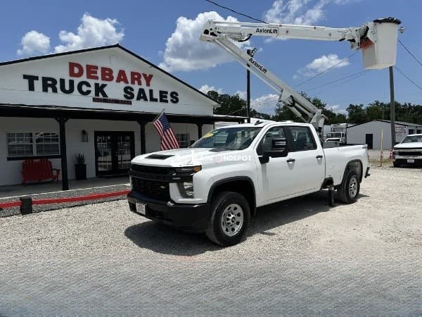 2020 GMC 3500 HD Bucket Trucks Service Trucks