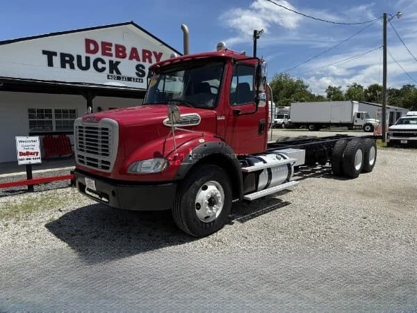 2017 Freightliner M2 112 Cab & Chassis Trucks