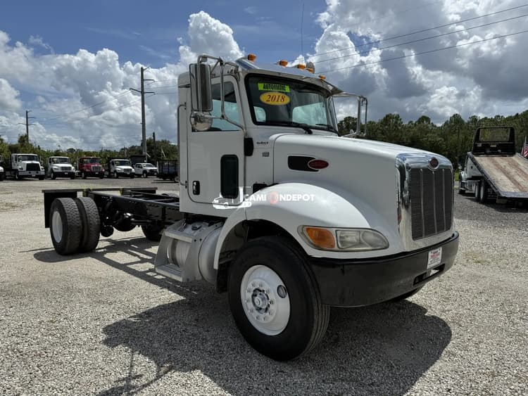 2018 Peterbilt 337 Cab & Chassis Trucks
