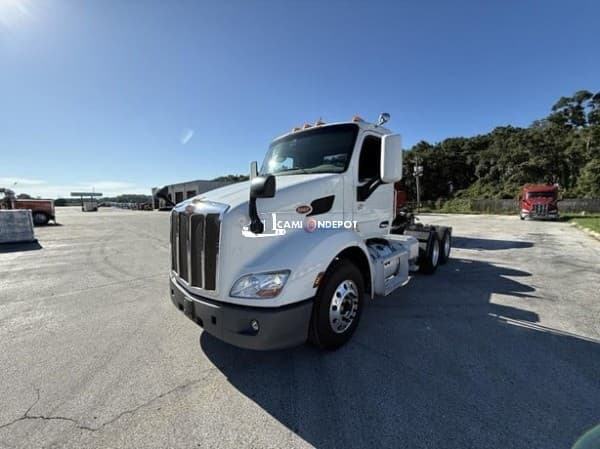 2020 Peterbilt 579 Day Cab Trucks