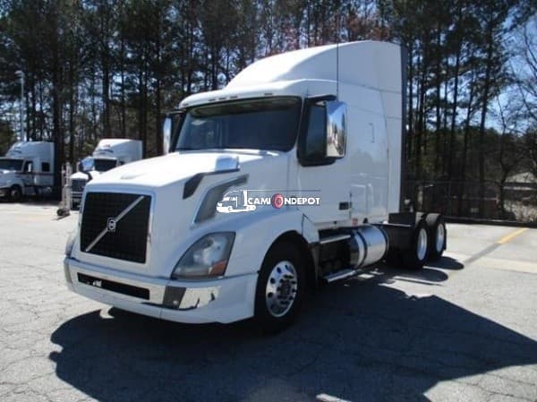 2017 Volvo VNL64T630 Sleeper Trucks