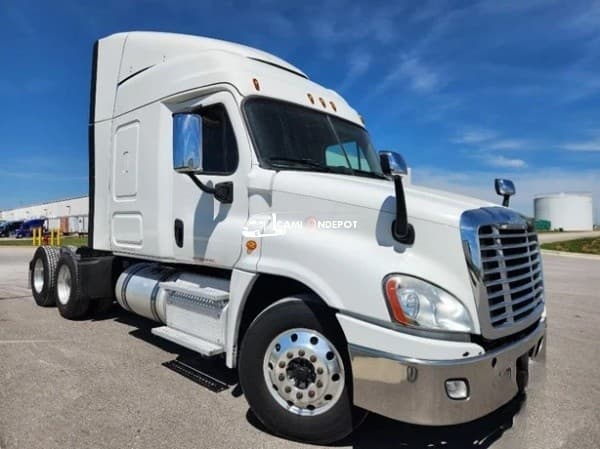 2018 Freightliner CASCADIA 125 Sleeper Trucks