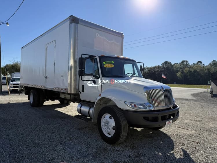 2019 International DuraStar 4300 Box Trucks