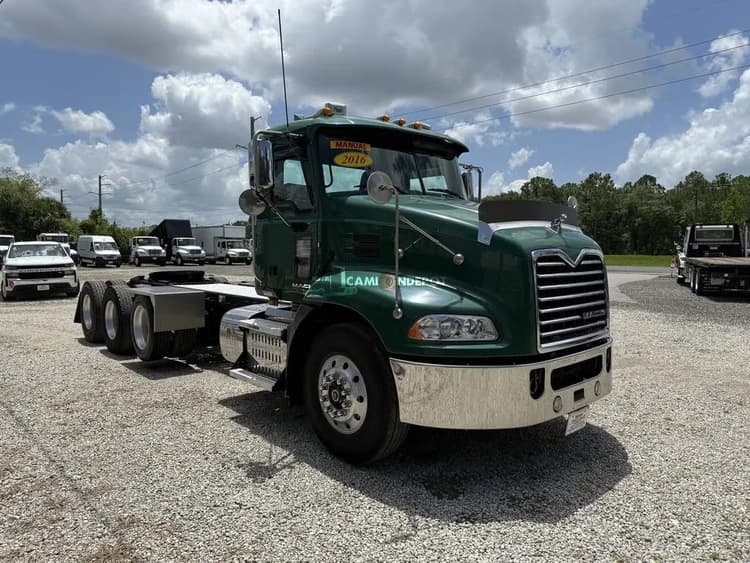 2016 Mack CXU 613 Day Cab Trucks