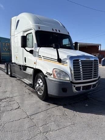 2016 Freightliner CASCADIA 125 EVOLUTION Sleeper Trucks