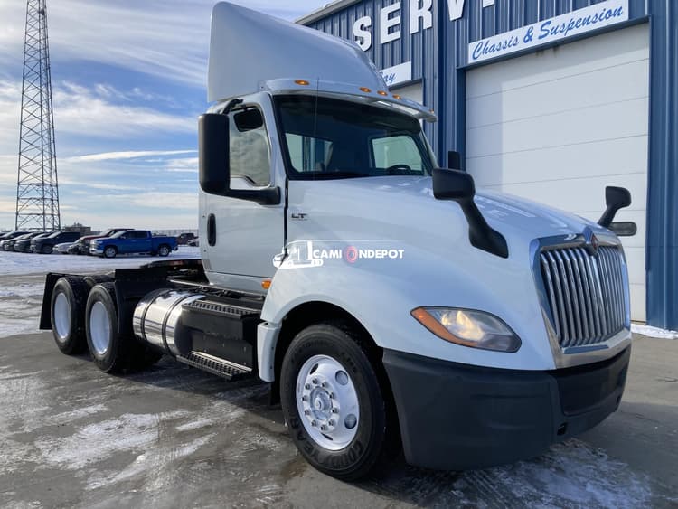 2018 International LT Day Cab Trucks