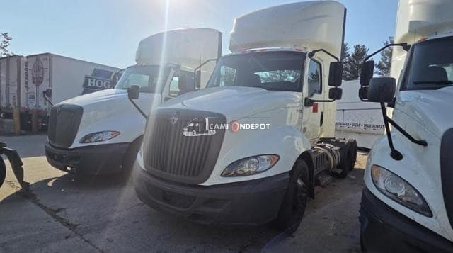 2020 International RH Day Cab Trucks