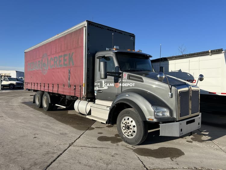 2019 Kenworth T880 Box Trucks