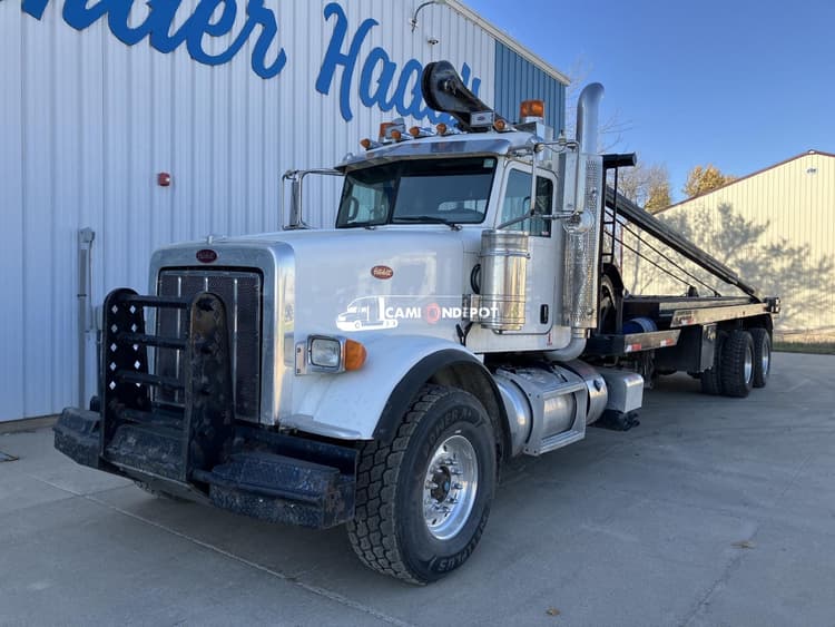 2013 Peterbilt 367 Roll Off Trucks