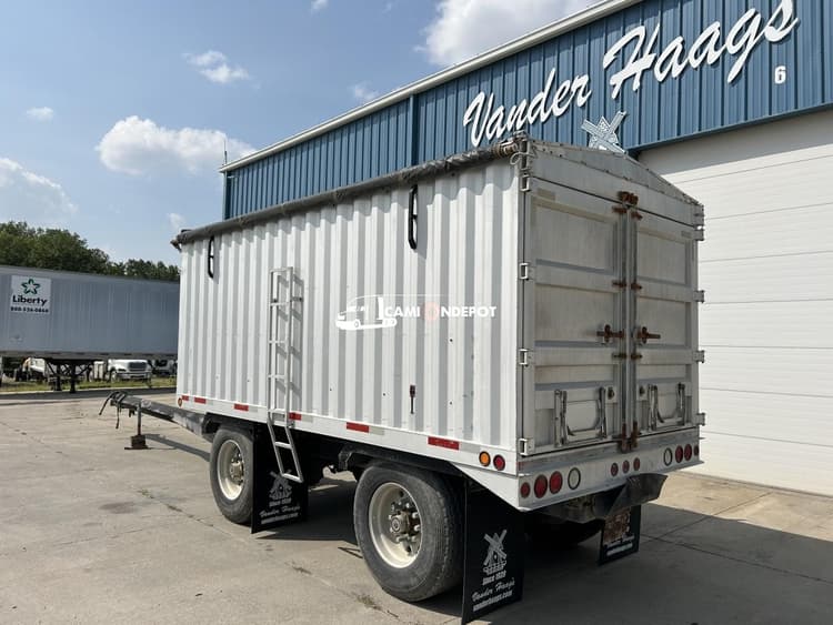 2011 Kann Mfg TRAILER Trailers Grain Hopper 