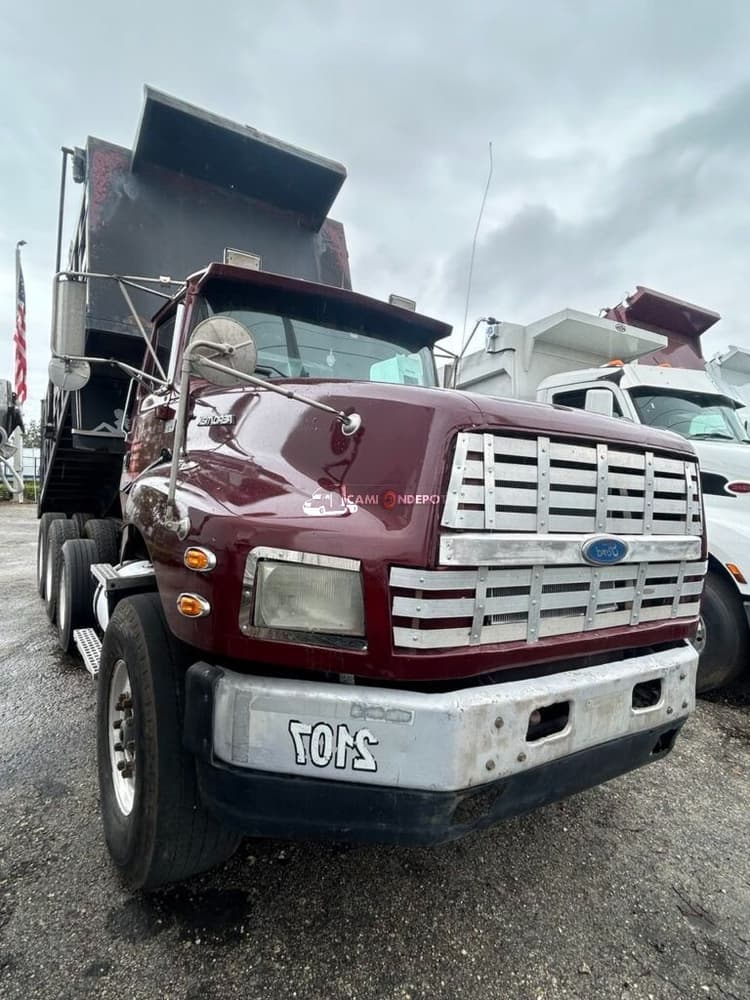 1995 Ford DP Dump Trucks