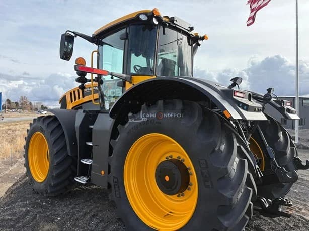 2025 Jcb FASTRAC 8330 Agricultural Equipment Tractors