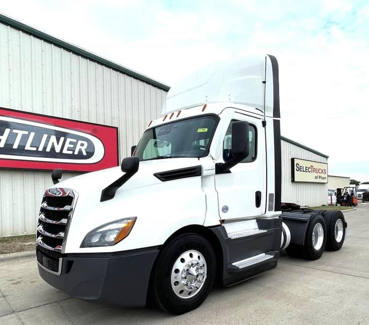 2021 Freightliner CASCADIA 126 Day Cab Trucks