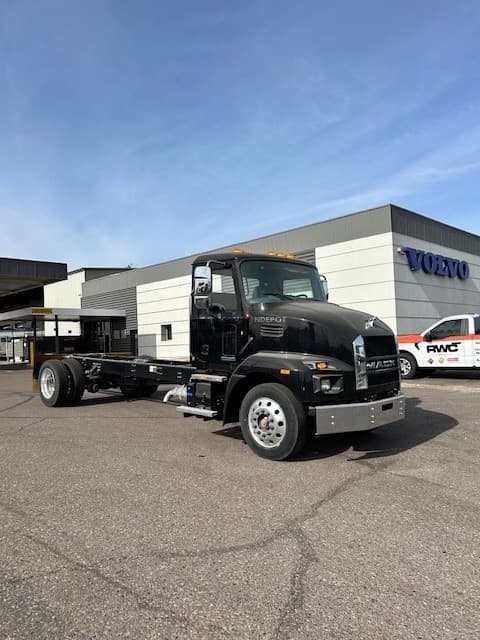 2025 Mack MD642 Cab & Chassis Trucks