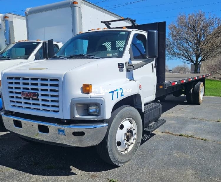 2005 GMC C6500 Flatbed Trucks