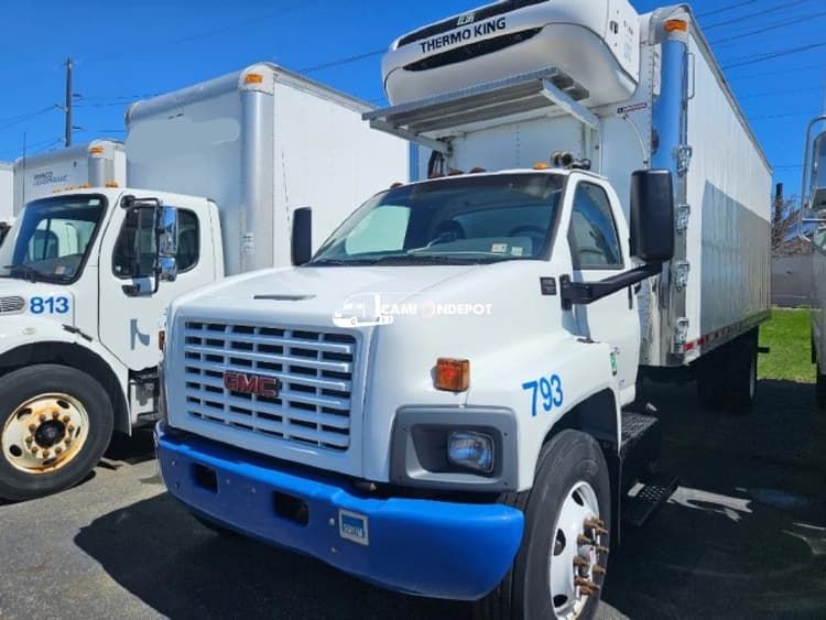 2007 GMC C7 Reefer Box Truck