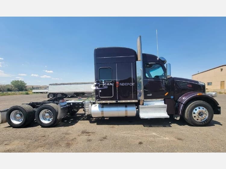 2019 Peterbilt 567 Sleeper Trucks