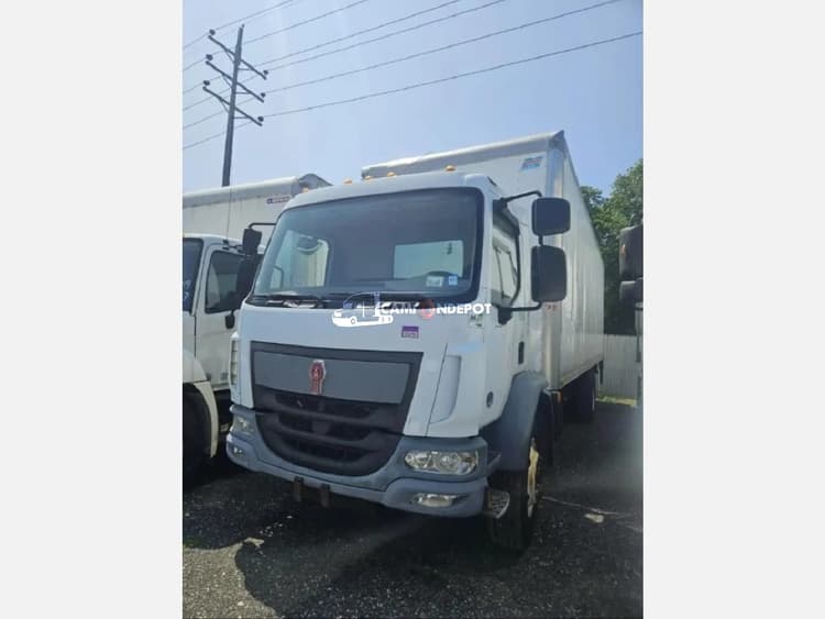 2017 Kenworth K370 Box Trucks