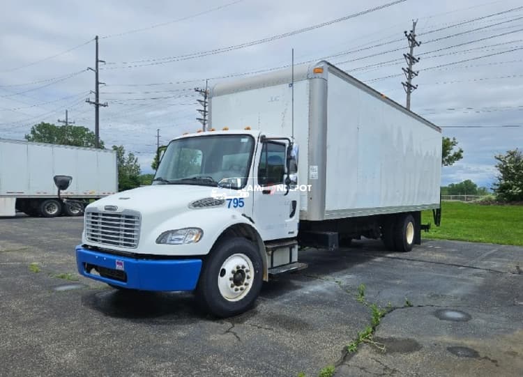 2009 Freightliner M2 Box Trucks