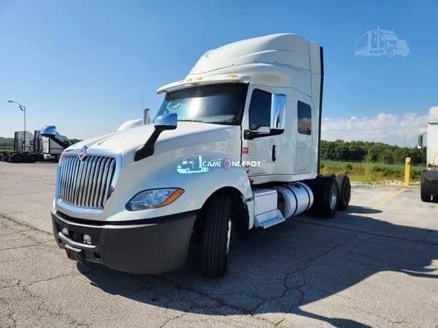 2020 International LT Sleeper Trucks