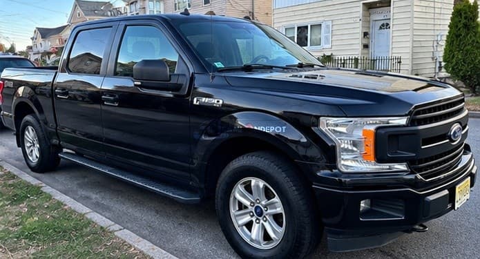 2020 Ford F   150 XLT CREW CAB Pickup Trucks
