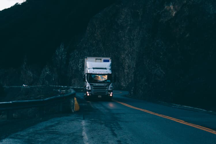 2018 Volvo VNL64T630 Sleeper Trucks