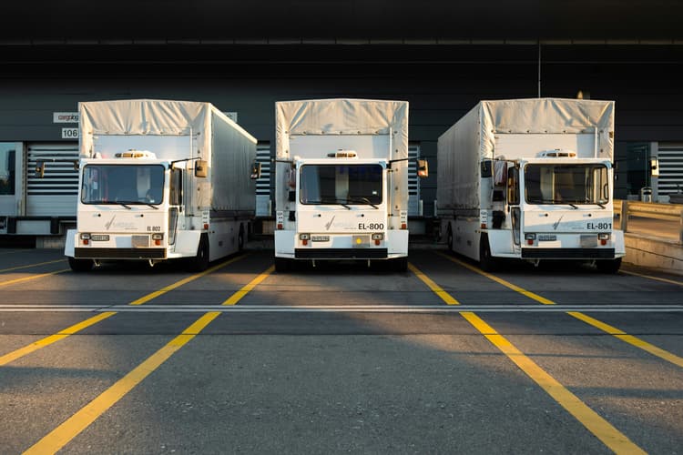 2017 Volvo VNL64T630 Sleeper Trucks