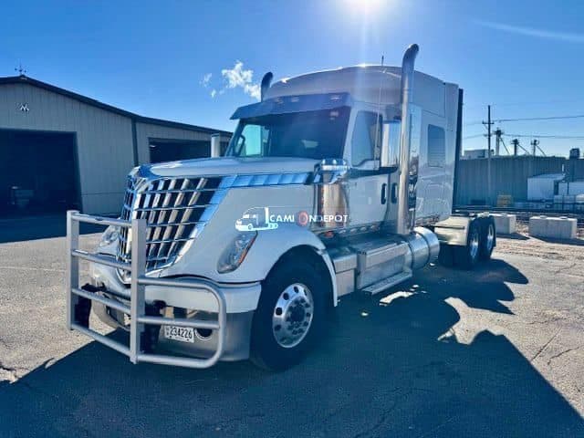 2021 INTERNATIONAL Lonestar Sleeper Trucks