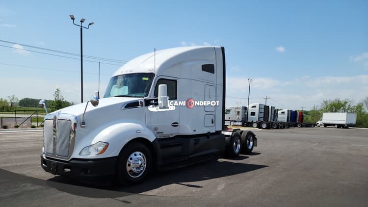 2021 Kenworth T680 Sleeper Trucks