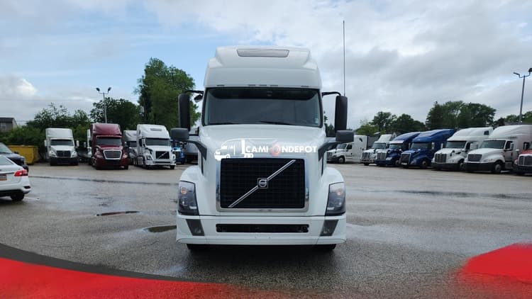2018 Volvo VNL 670 Sleeper Trucks