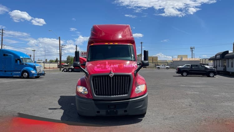 2021 International LT625 Sleeper Trucks