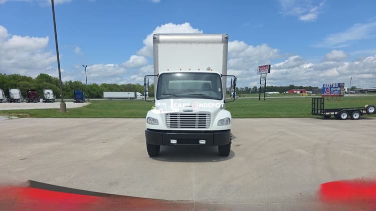 2019 Freightliner M2 106 Box Trucks