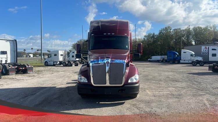 2021 Kenworth T680 Sleeper Trucks