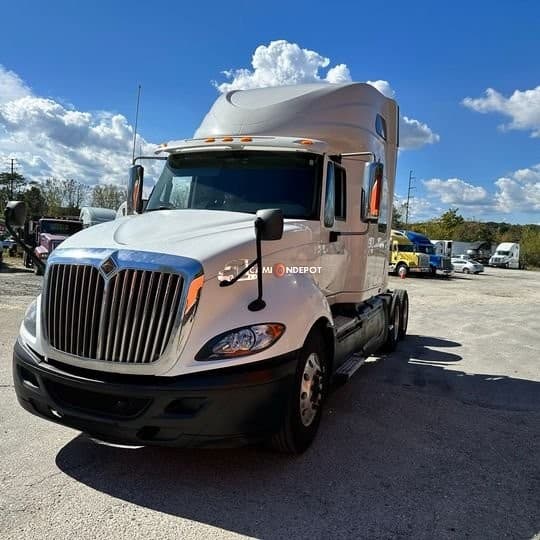 2015 International ProStar Primium Sleeper Trucks