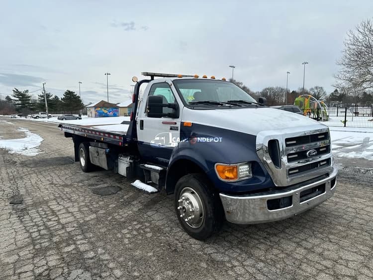 2015 Ford F650 Flatbed Dump Trucks