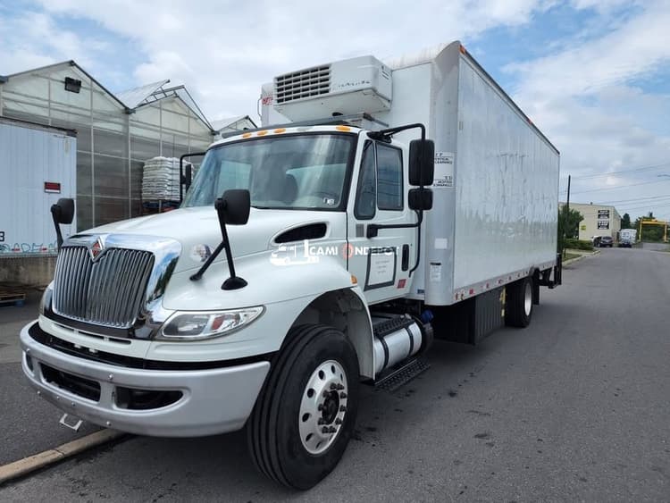 2016 International 4300 Reefer Box Truck