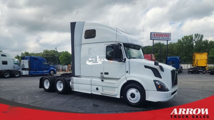 2018 Volvo VNL 670 Sleeper Trucks